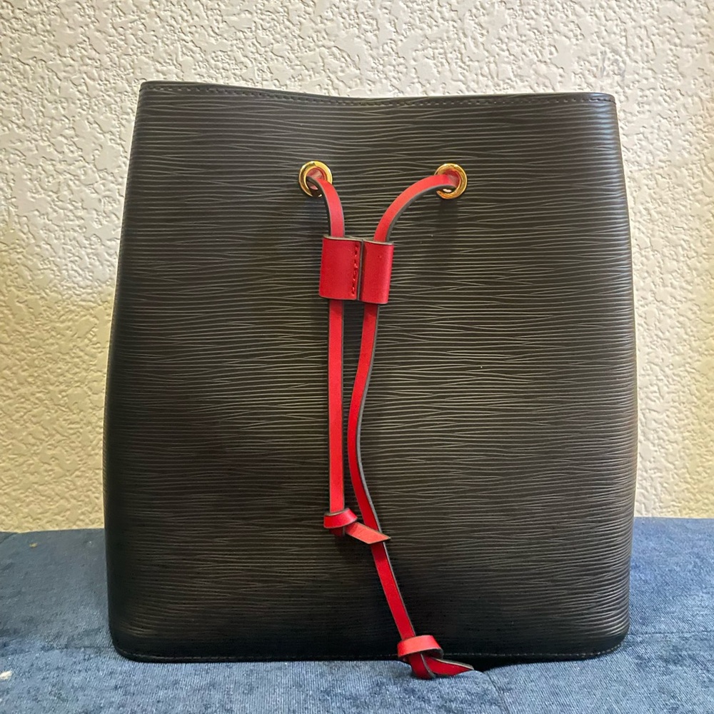 Elegant Black and Red Drawstring Bag